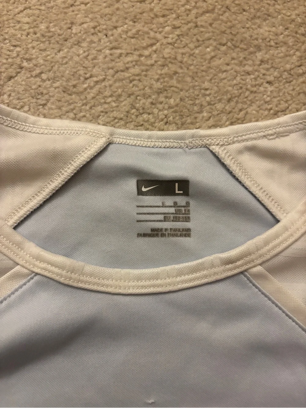 Nike girls athletic tshirt